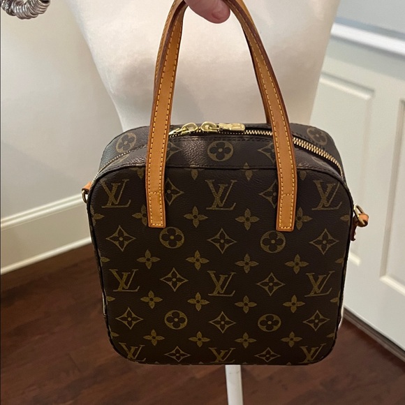 Authentic Louis Vuitton Monogram Spontini Bag - Picture 1 of 11